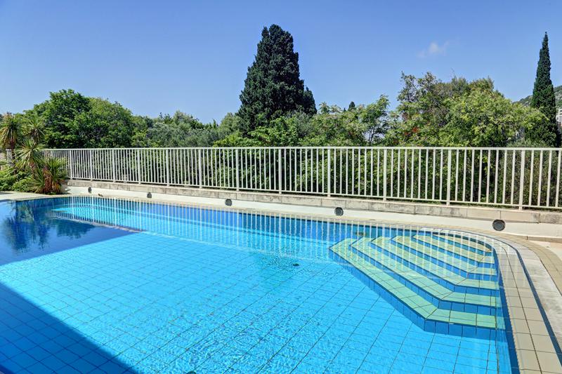 8 Dagen logies Hotel Komodor  ➤ 