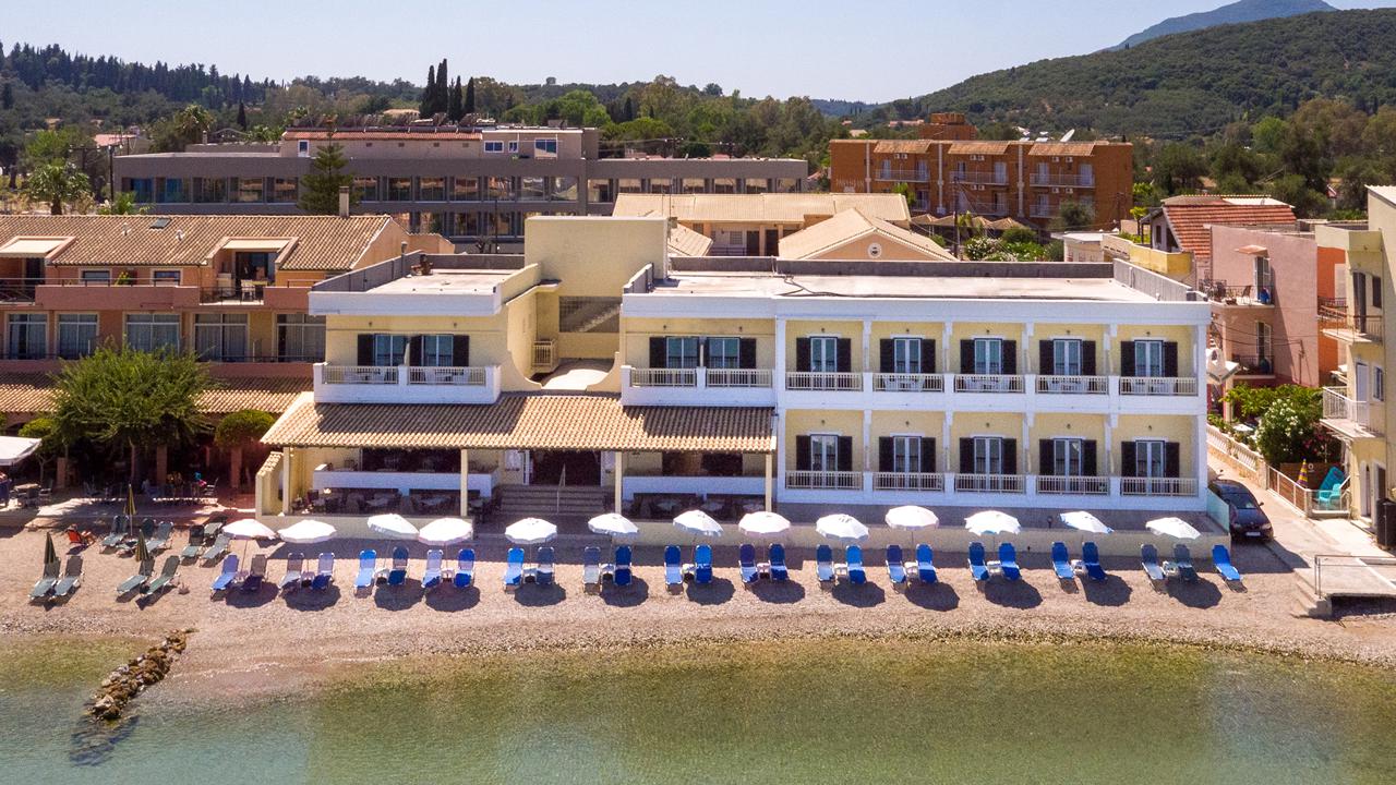 Hotel Rossis Beach
