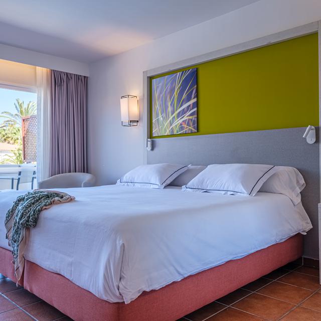 oassium-hotel-at-estival-park