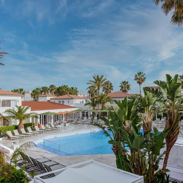 oassium-hotel-at-estival-park