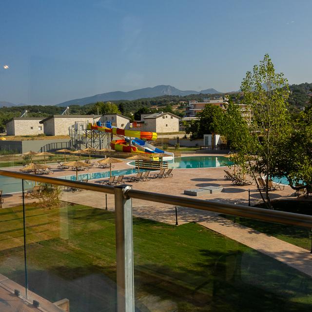 hotel-blue-water-resort