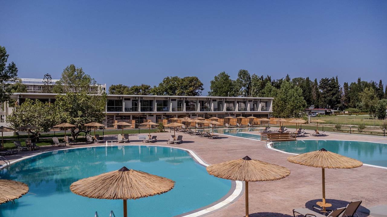 Hotel Blue Water Resort