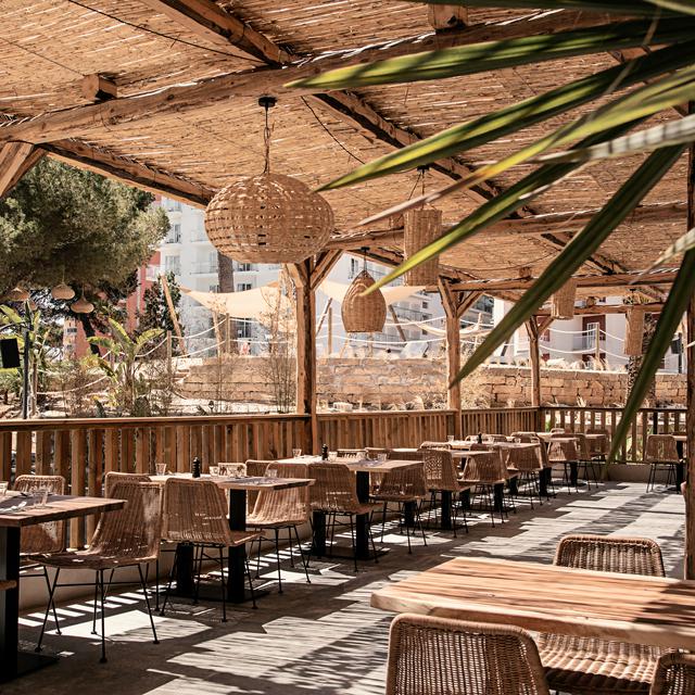 caramelo-palma-beach-adults-only