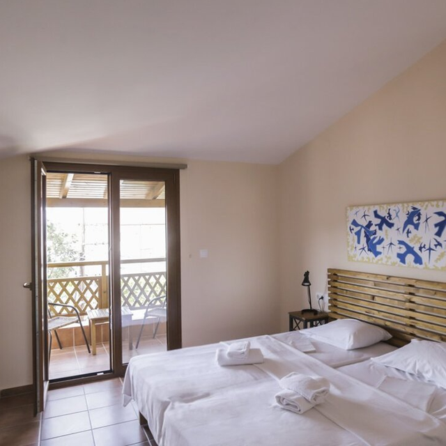 hotel-ammon-garden