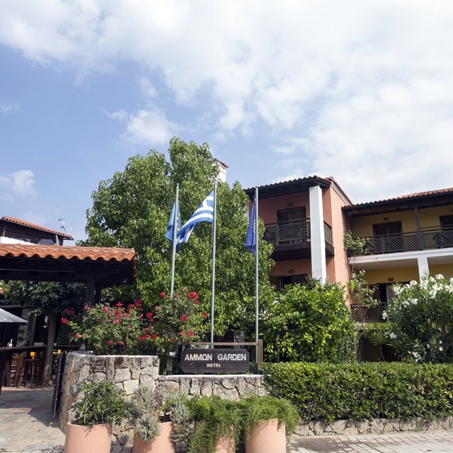 hotel-ammon-garden