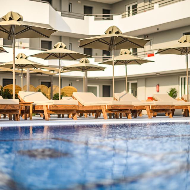 hotel-nicolas-grand-suites