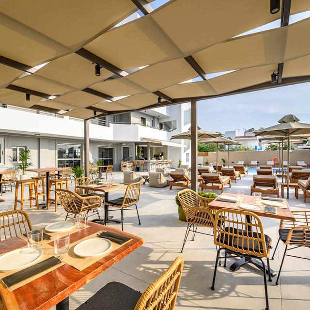 hotel-nicolas-grand-suites
