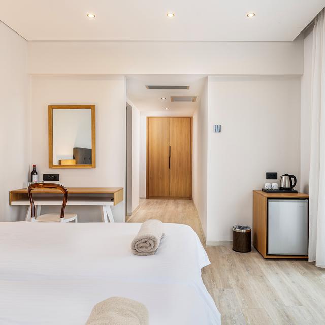 hotel-athina-palace-resort-spa