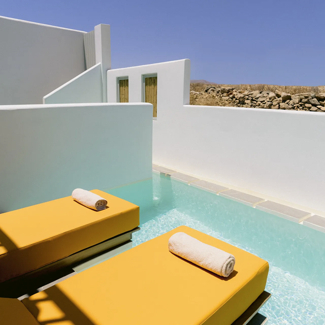 hotel-mr-mrs-white-paros-suites-more