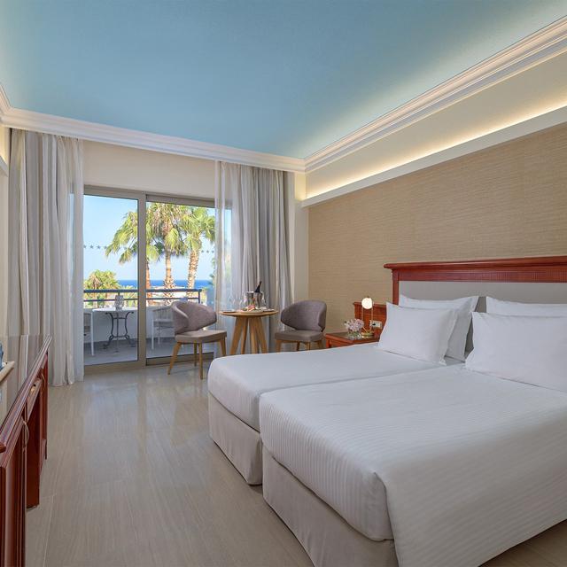 hotel-atrium-palace-thalasso-spa-resort-villas