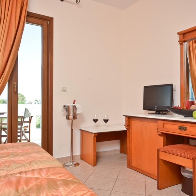 naxos-resort-beach-hotel