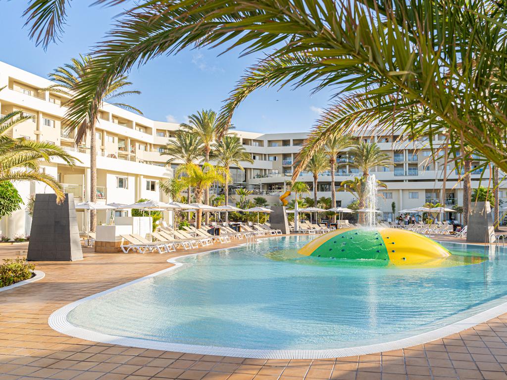 impressie Hotel Iberostar Waves Playa Gaviotas Park