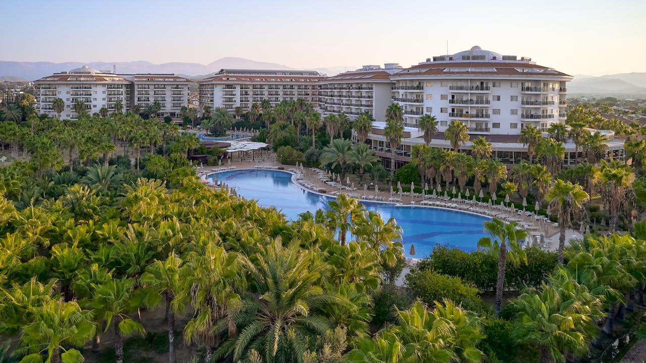 Hotel Seaden Sea World Resort & Spa