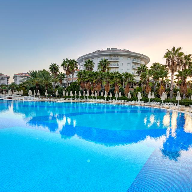 hotel-seaden-sea-world-resort-spa