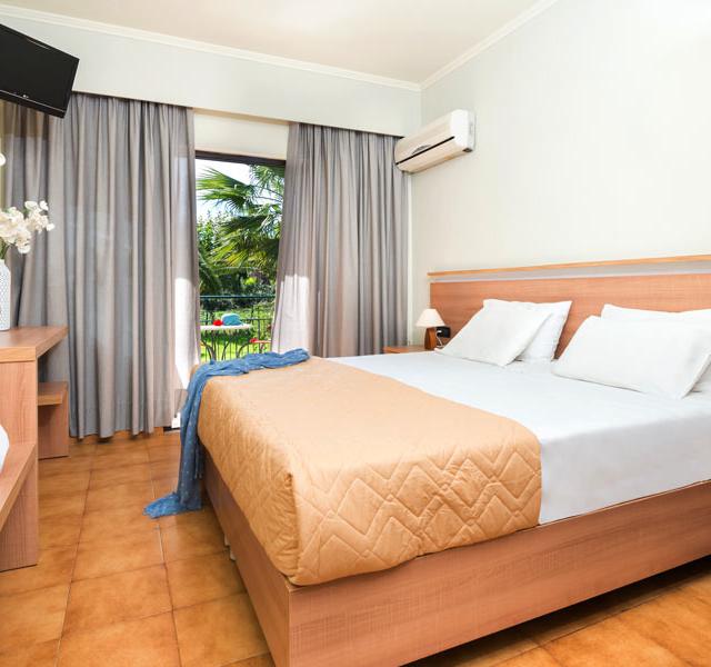 hotel-ilios-adults-only
