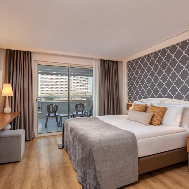 hotel-sherwood-exclusive-lara