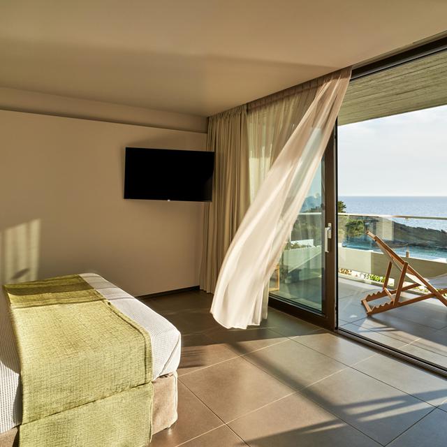 hotel-white-rocks