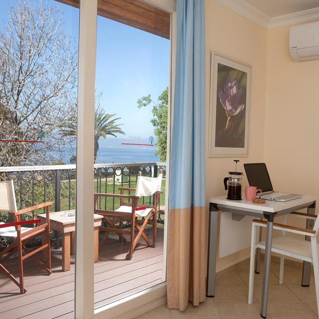 hotel-club-resort-atlantis