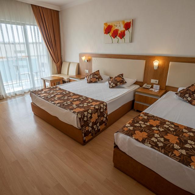 hotel-cenger-beach