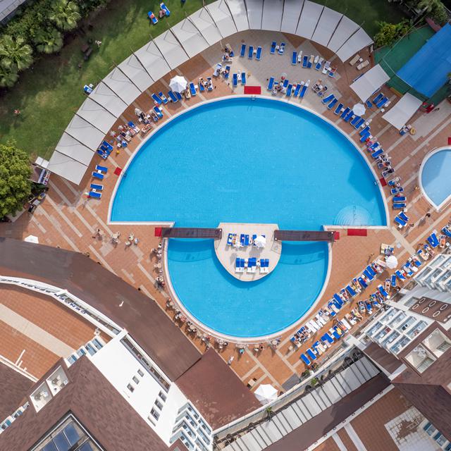 hotel-cenger-beach
