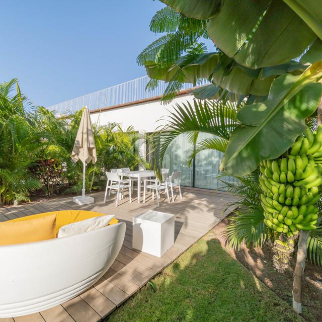 resort-cordial-santa-agueda-perchel-beach-club