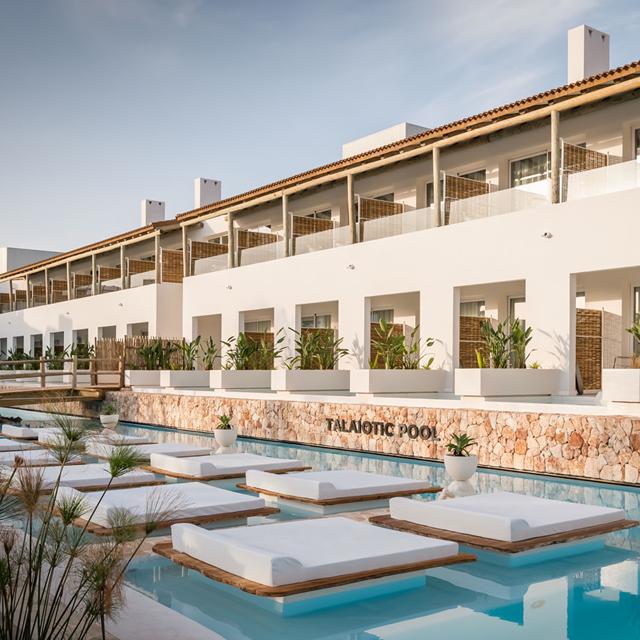 suites-del-lago-eco-hotel-thalasso-pool-adults-only