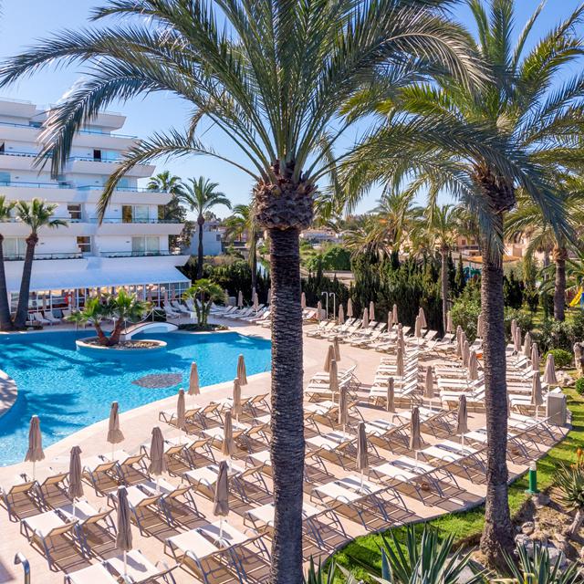 aparthotel-viva-eden-lago
