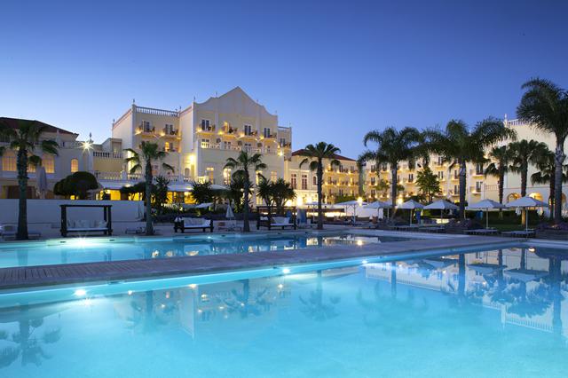 Zon 5* Portugal € 724,- | zwembaden, restaurant(s)