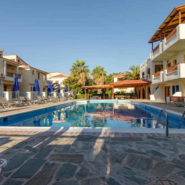hotel-kampos-village