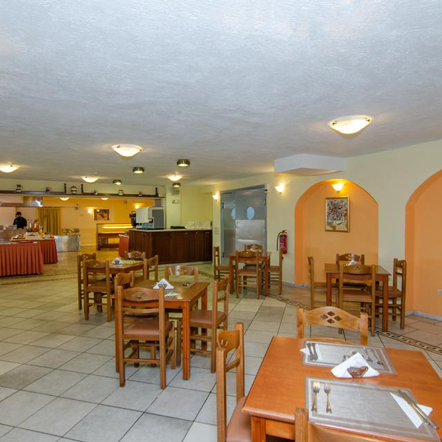 Hotel Kampos Village