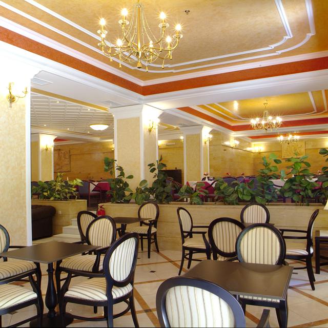 hotel-achillion-palace