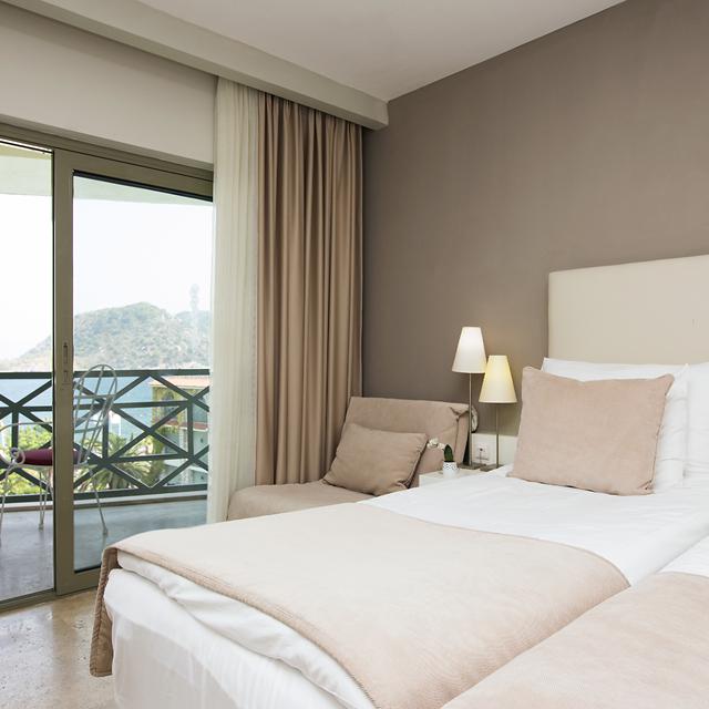 hotel-marti-la-perla-adults-only