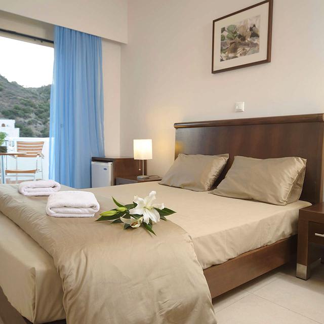 hotel-glaros