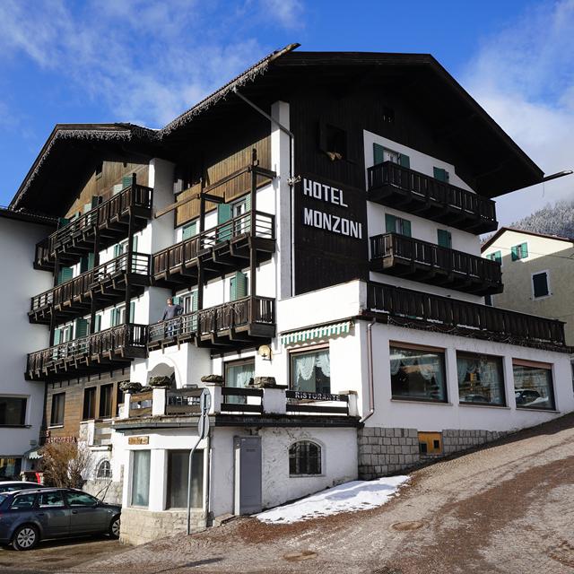 hotel-monzoni