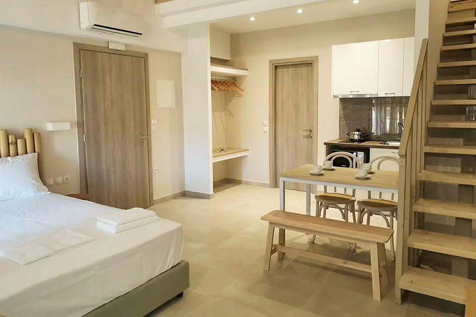 Kipos Suites