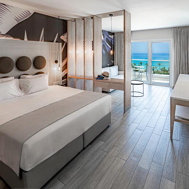 vangelis-hotel-suites