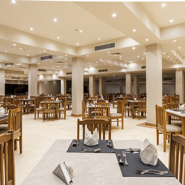 hotel-sunrise-alora-resort