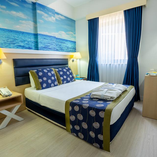 hotel-club-aqua-plaza
