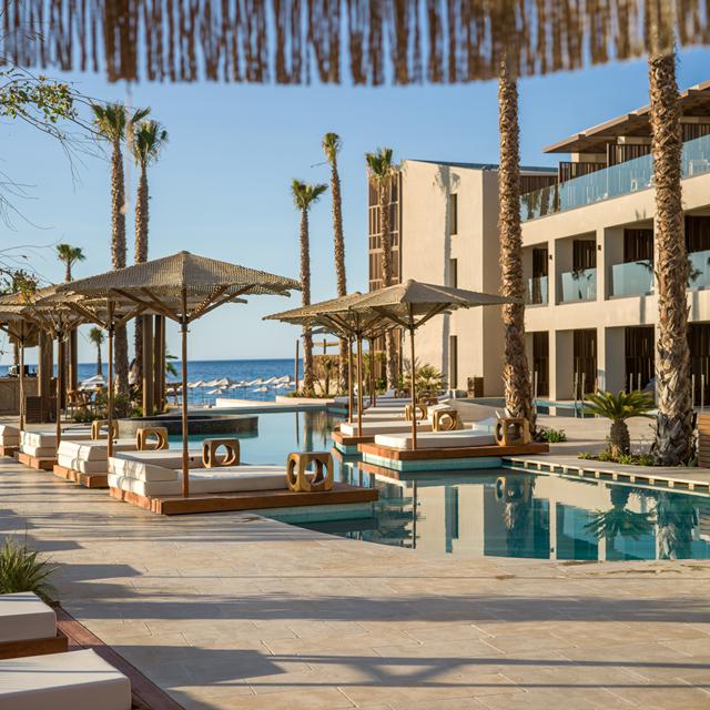 hotel-nalu-resort-spa-adults-only