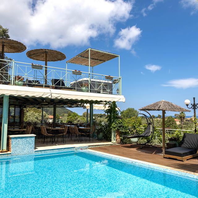 aparthotel-kastro-maistro