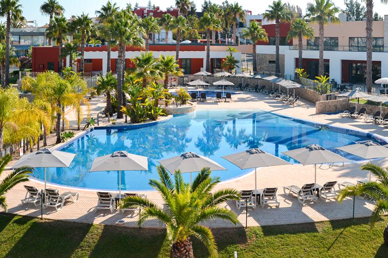 Aparthotel Vitor's Village