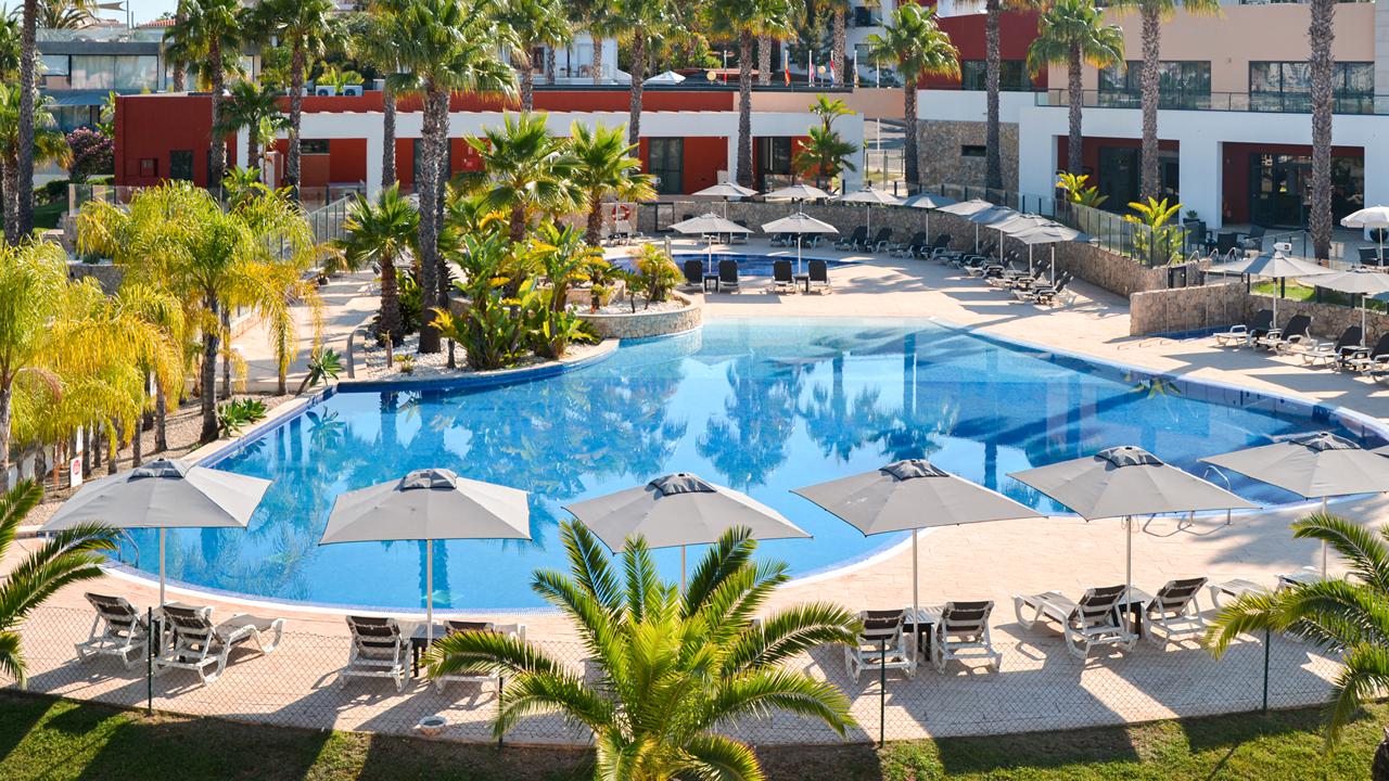 Aparthotel Vitor's Village