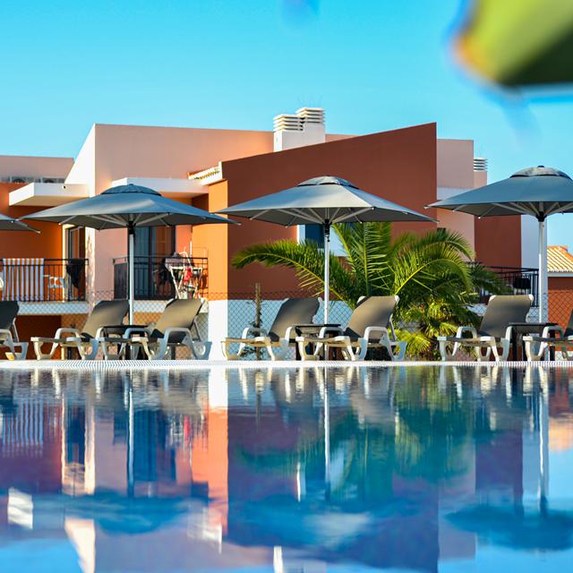 aparthotel-vitors-village