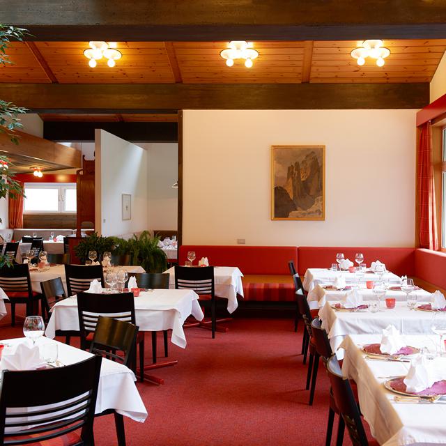 hotel-dolomitenhof
