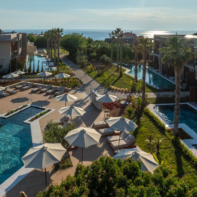 portes-theros-hotel-adults-only