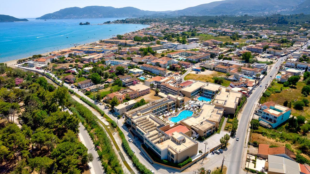 White Olive Elite Laganas