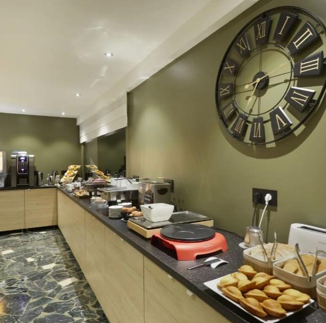 hotel-eliova-leau-vive