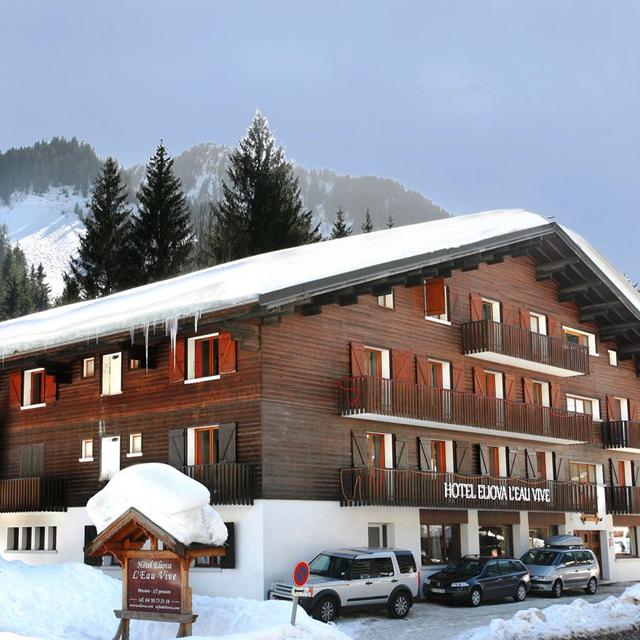 hotel-eliova-leau-vive