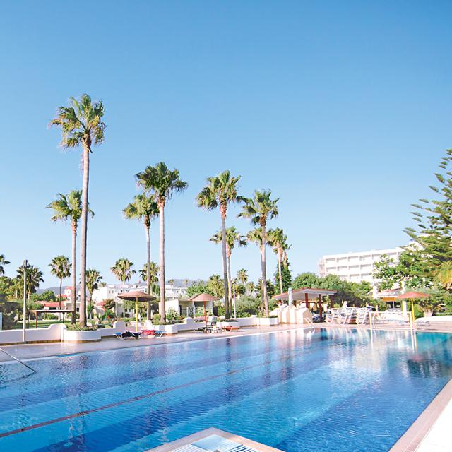 hotel-atlantis-beach-all-inclusive
