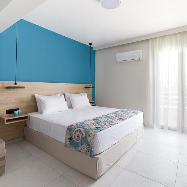 Mythic Summer Hotel